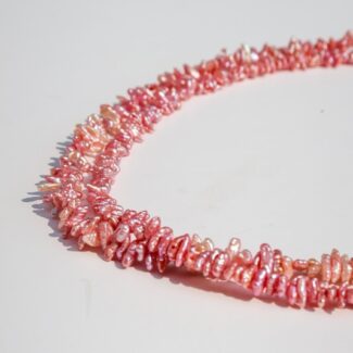 Necklace made with freshwater pearls