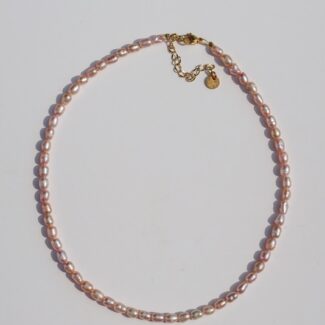 Necklace made with freshwater pearls